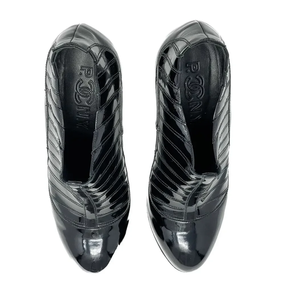 Chanel vintage 2006 Paris New York Patent Leather Booties size 38.5 US 7-7.5